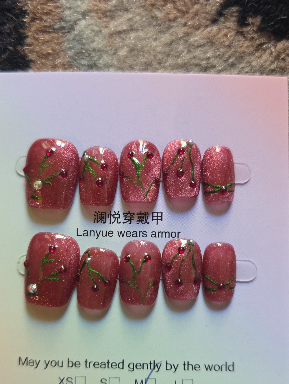Lanyue Sparkling Pink Press-On Nails Size Med